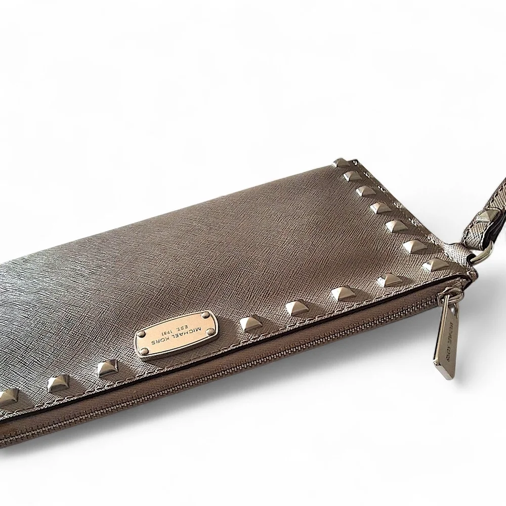 Michael Kors Jet Set Travel Studded Large Saffiano Leather Wristlet – Taupe Gray
